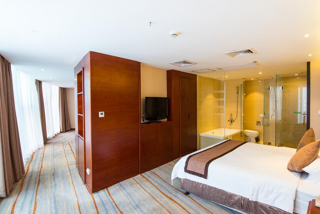 Vienna International Hotel - Expo Branch Shanghai Exterior photo